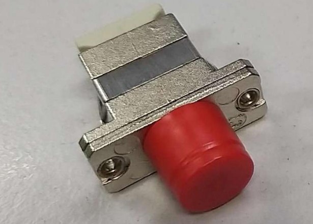 ODCPLSSCFCM2 - ODCPLSSCFCM2 SC-FC Simplex Multi Mode OM2 Coupler/Adapter