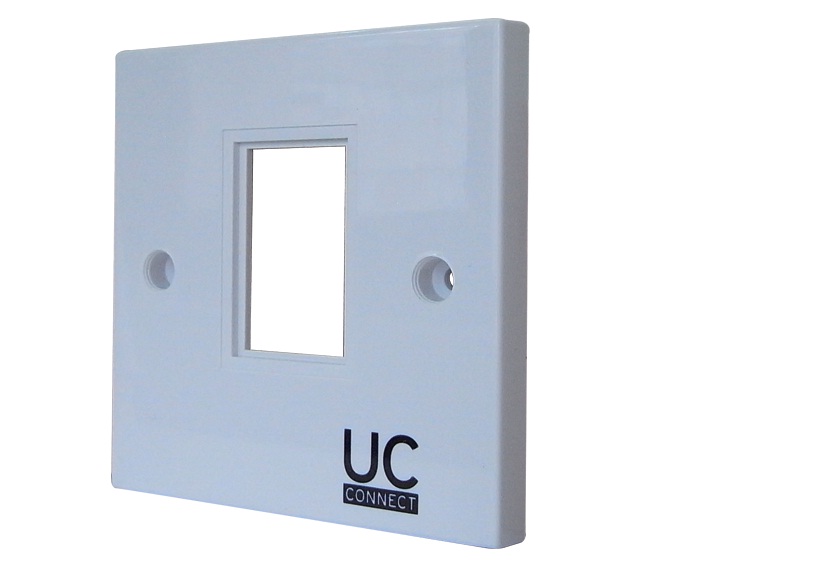 UC CACC FP 01 6C - Single port UK frame, 86Ã—86 (LJ6C Type)